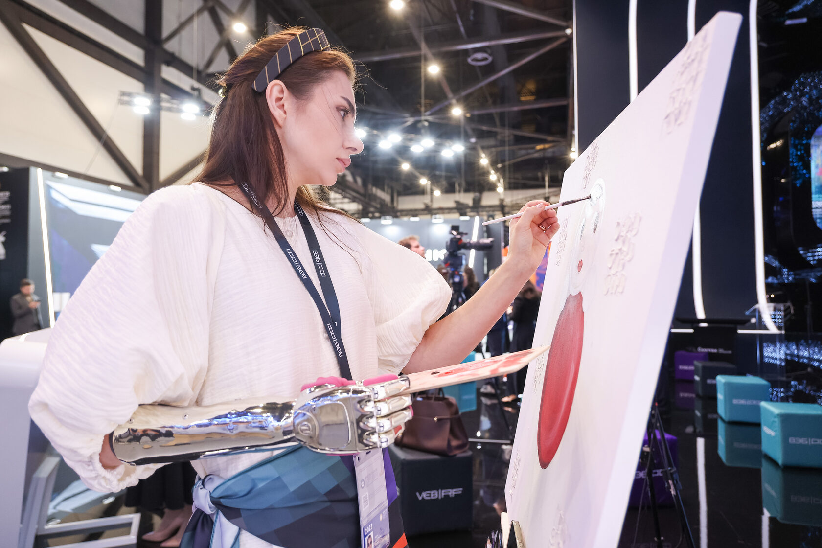 От протезов до подиума: как «Моторика» поменяла представление об ассистивных технологиях на ПМЭФ-2025